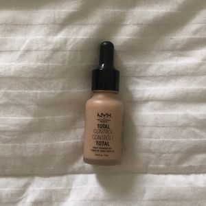 NYX total control foundation
